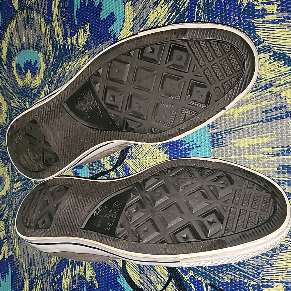 Converse - Picture 6 of 7